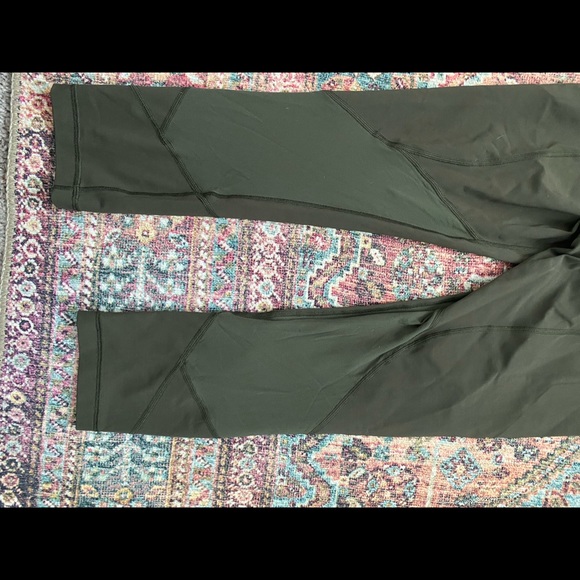 Used Lululemon Pace Rivals - Picture 4 of 6